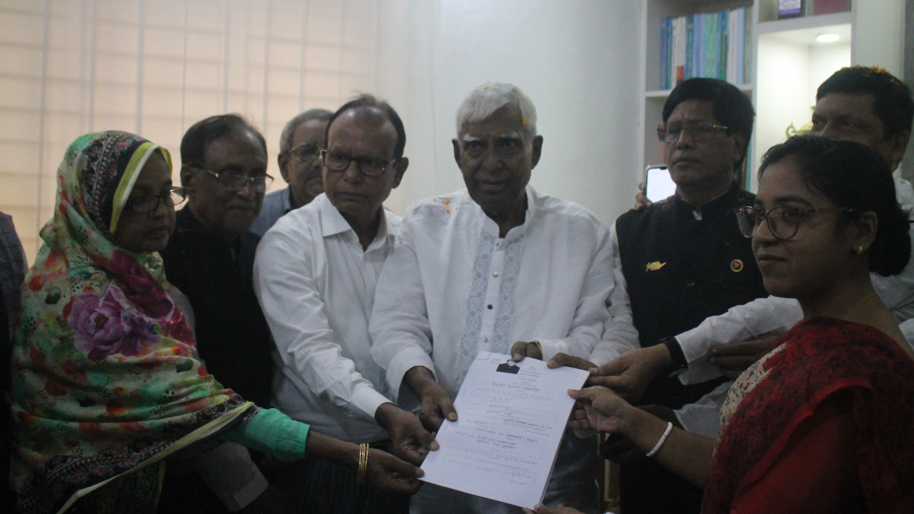 সোলায়মান হক জোয়ার্দ্দার ছেলুন